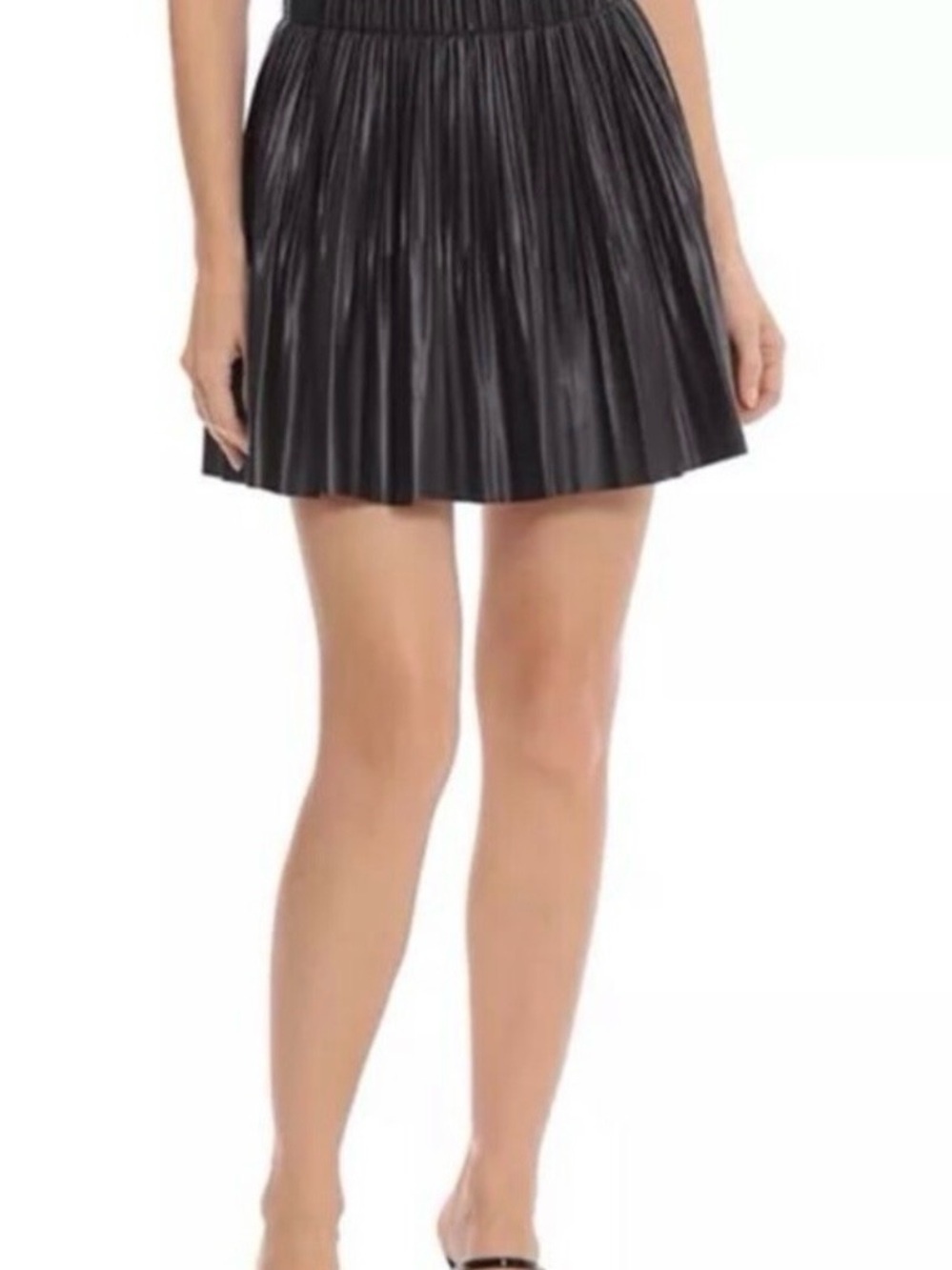 Bagatelle Black Pleated Skater Skirt (size M)